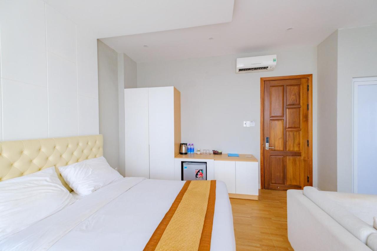 Khach San Minh Long Hotel Tuy Hoa Exterior photo