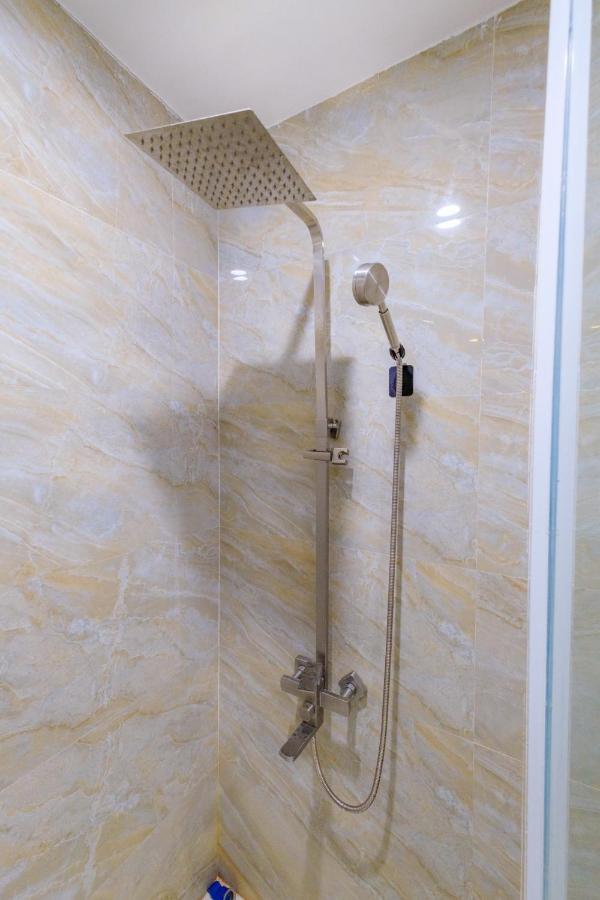 Khach San Minh Long Hotel Tuy Hoa Exterior photo